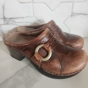 Dansko Brown Leather Clogs Floral Embossed Ring Mules Womens 37 Boho Platform
